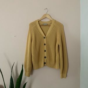 EVERLANE THE TEXTURE COTTON CROP CARDIGAN Yellow